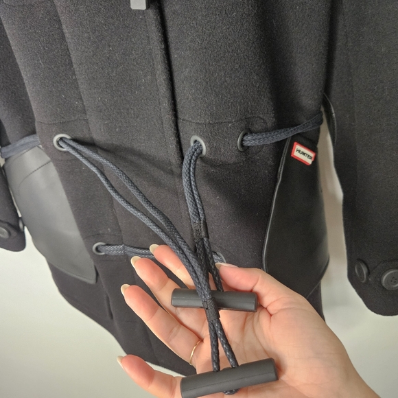 Hunter Wool Belted Duffle Coat Women's Sz S Black Hooded - Picture 10 of 16